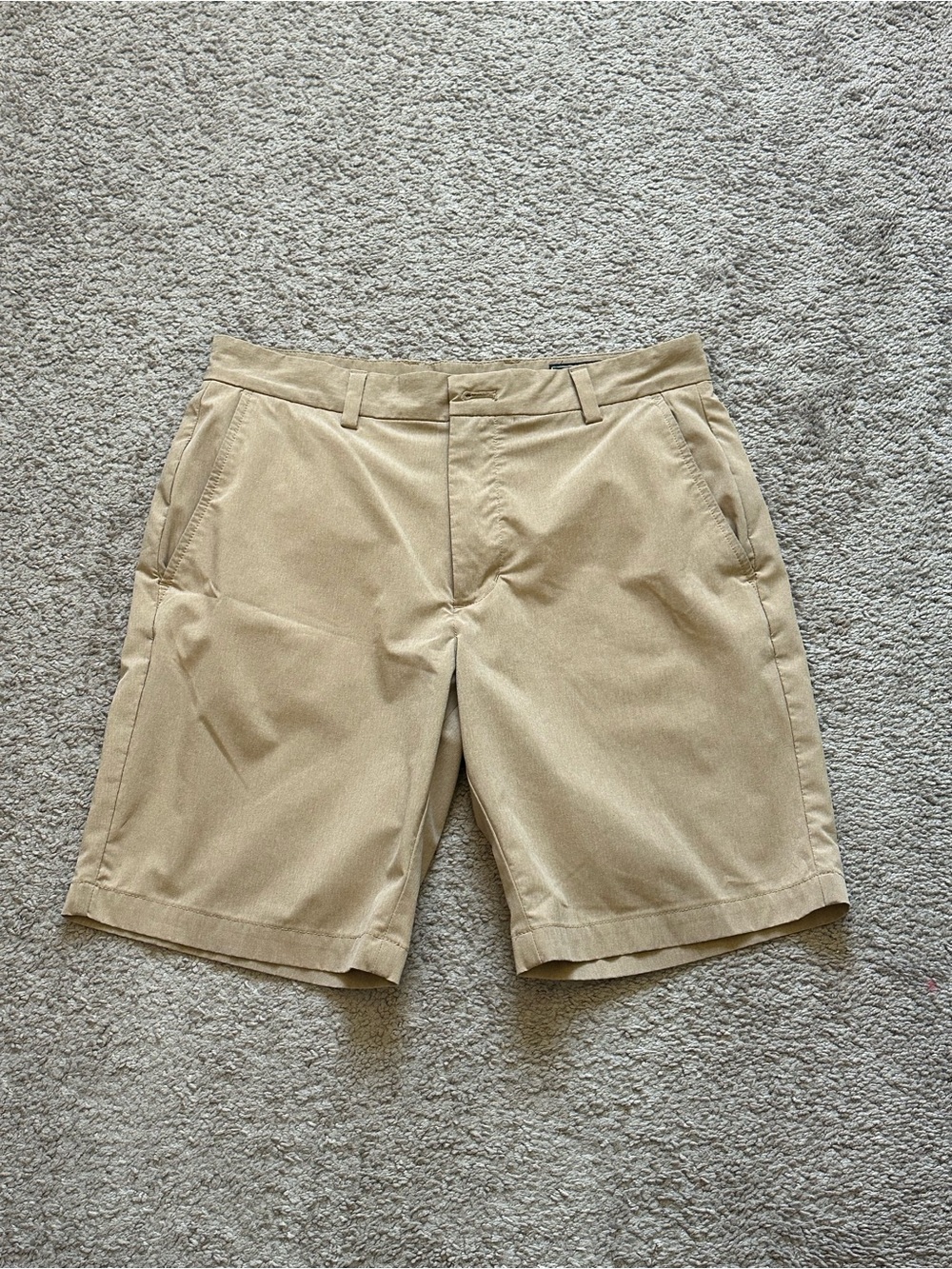 Vineyard Vines Men's Beige Performance Breaker Chino Shorts Flat Front Pocket 31